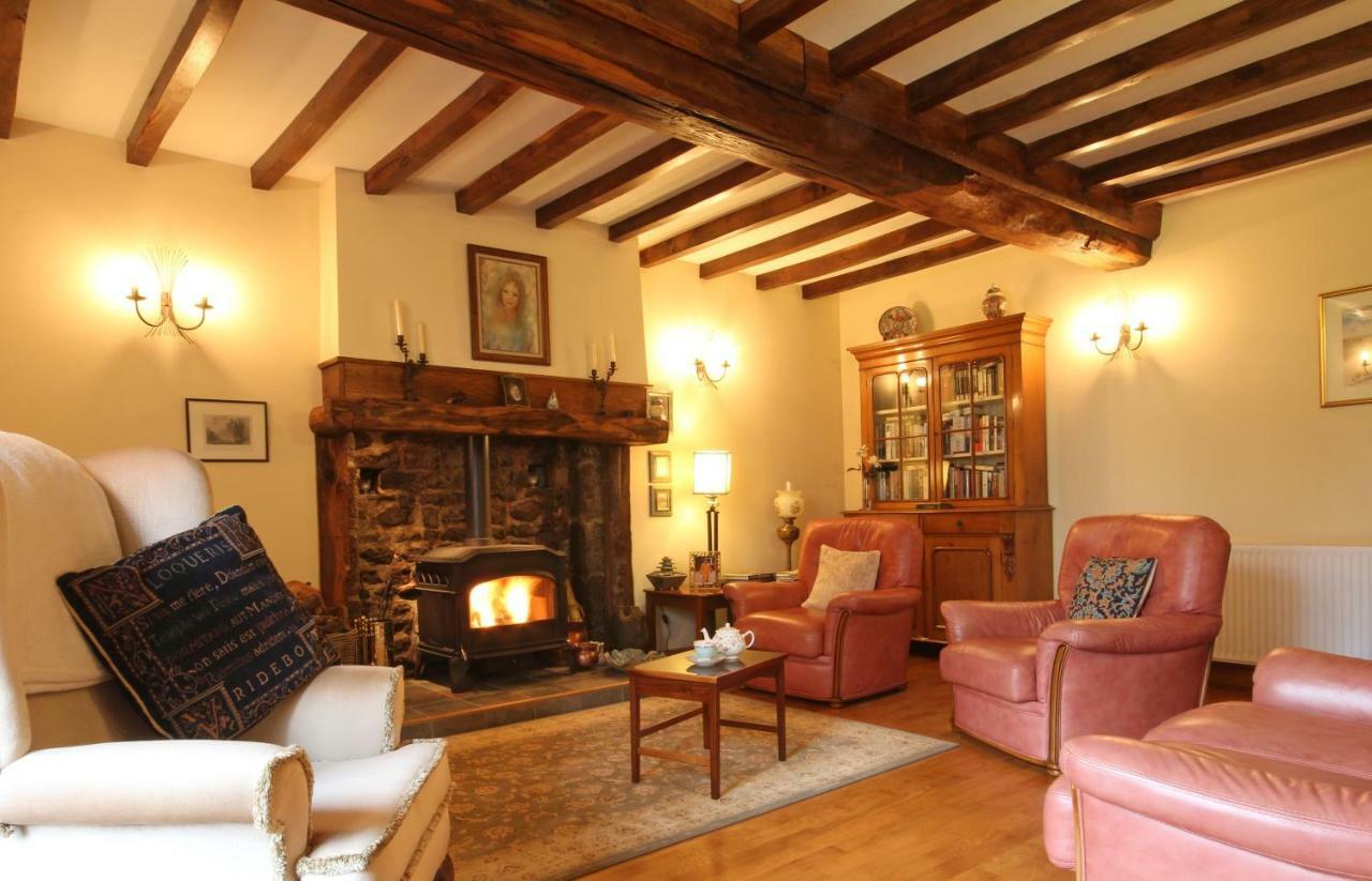 Le Rocher B&B Yvrandes Екстер'єр фото